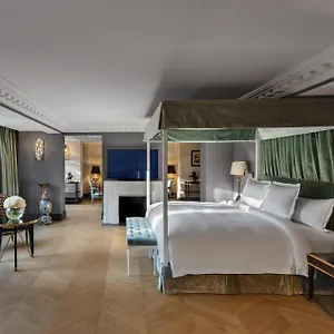 ***** Hotel De Berri Champs-élysées, A Luxury Collection France